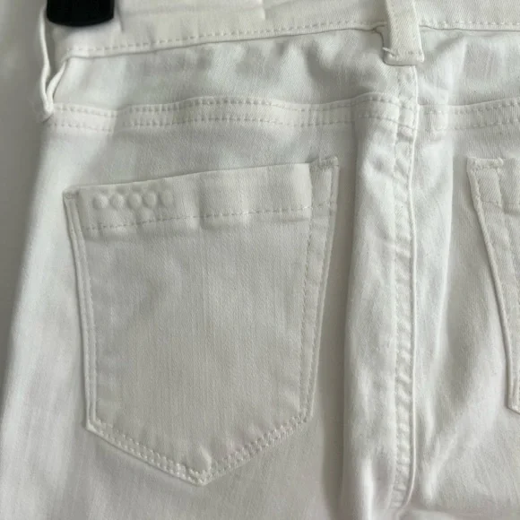 Blank NYC Kids White Jeans - Picture 9 of 15